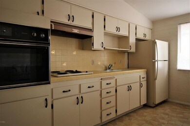 10368 W Oakmont Dr, Sun City, AZ 85351 (