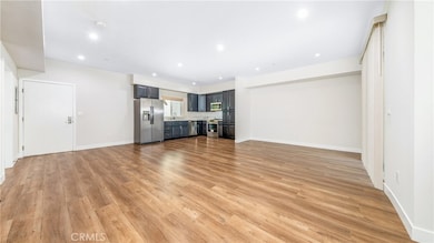 17154 Chatsworth St unit 2, Granada Hills, CA 91344 - photo 3