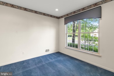 964 Daylily Dr unit V154, Langhorne, PA 19047 - photo 4