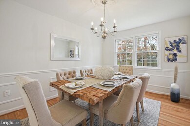 8805 Honeybee Ln, Bethesda, MD 20817 - photo 6