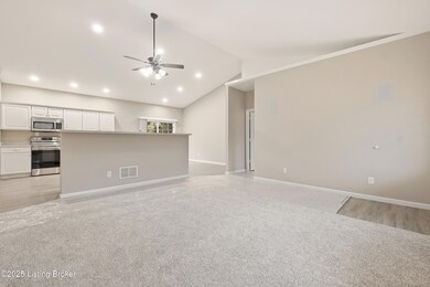 9101 Mitchell Ln, Louisville, KY 40272 - photo 6