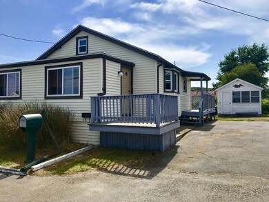 17 Marianna St, South Dartmouth, MA 02748 - photo 2