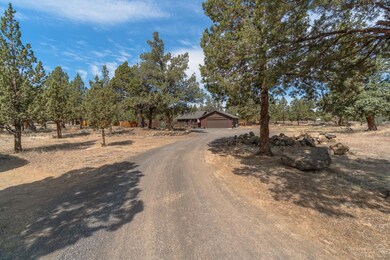 64855 Grande Loop, Bend, OR 97701 - photo 2
