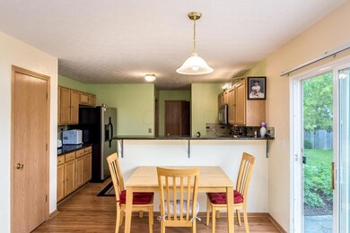 Nice eat in kitchen