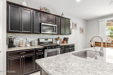 Full slab granite countertops!