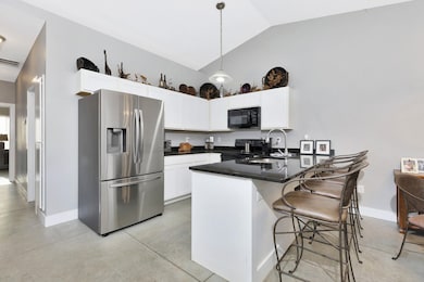 5563 N Edwards Cir, Wichita, KS 67204 - photo 4