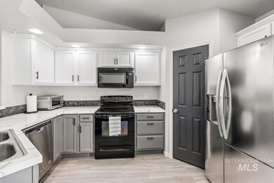 267 E Whitbeck St, Kuna, ID 83634 - photo 4