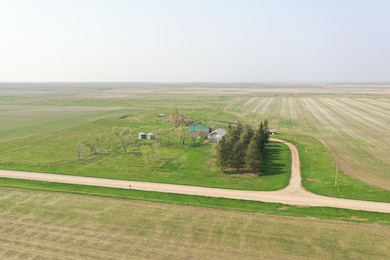 13706 70th St SW, Amidon, ND 58620 - photo 3