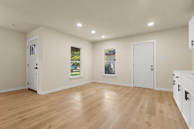 8223 Jacobie Blvd, Dallas, TX 75217 - photo 6