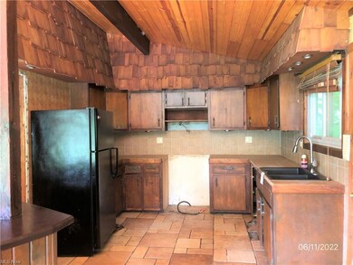 45998 Yeager Dr, East Liverpool, OH 43920 - photo 3