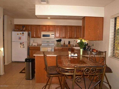 Eat-in kitchen