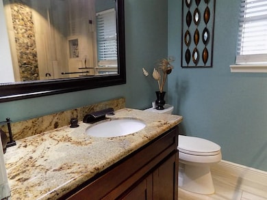 8110 Summer Trail Dr, Houston, TX 77040 - photo 3