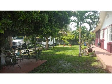 3665 NW 102 St, Unincorporated Dade County, FL 33147 - photo 2