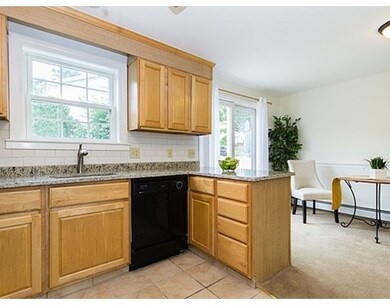 945 Riverside Dr unit 28B, Methuen, MA 01844 - photo 4