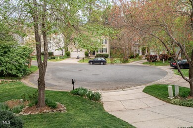 1112 Sophomore - cul-de-sac