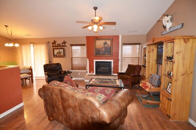 25950 N Vineyard Ln, Paulden, AZ 86334 - photo 6