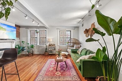 416 Hanover St unit 2, Boston, MA 02113 - photo 3