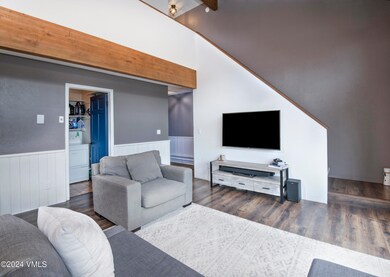 371-Nottingham-Rd-2B-MLS_06