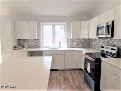 116 Stallion Dr, Lords Valley, PA 18428 - photo 6