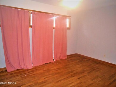 126 Carter Circle bedroom