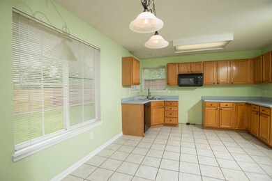 Eat in kitchen