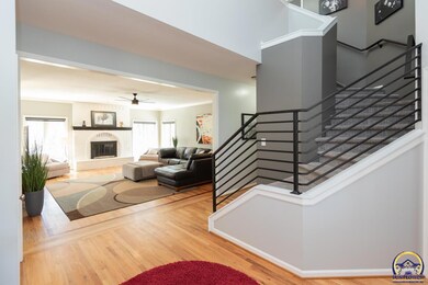 3749 SW Stonybrook Dr, Topeka, KS 66610 - photo 4