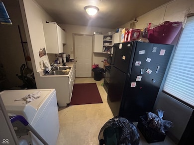 5776 E 33rd St, Indianapolis, IN 46218 - photo 6