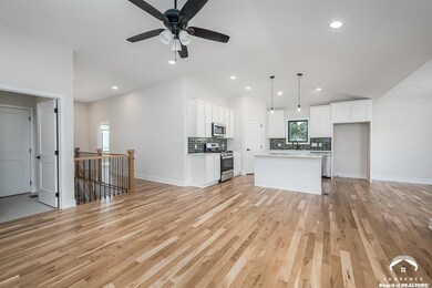 106 Hickory St, Perry, KS 66073 - photo 4