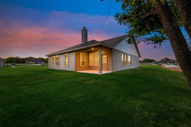 105 Cooper Ct, Springtown, TX 76082 - photo 5