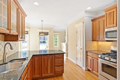 33 Glen Ct unit 12, Southborough, MA 01772 - photo 3