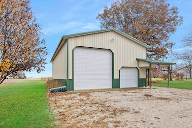 309 S Euclid St, Colfax, IL 61728 - photo 3