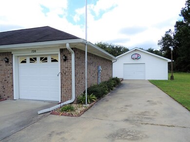 720 Mccumber Dr, Allenhurst, GA 31301 - photo 4