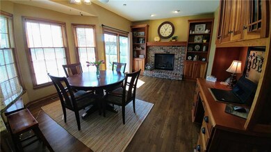 15607 Maple St, Overland Park, KS 66223 - photo 7