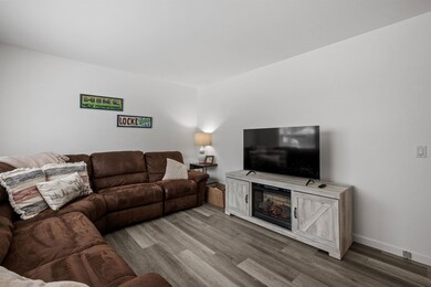 229 Varney Rd, Center Barnstead, NH 03225 - photo 4