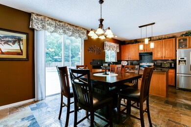 05 Dining Room View 1