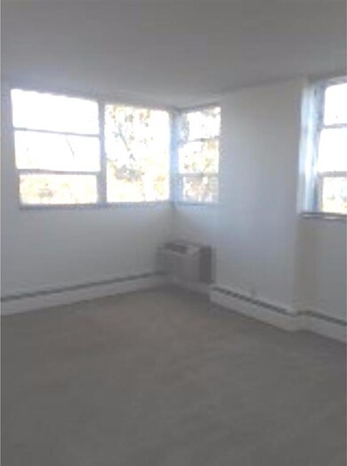 Radnor House unit 507, Bryn Mawr, PA 19010 - photo 5