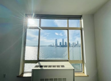 Hudson Tower unit 11A, New York, NY 10280 - photo 3