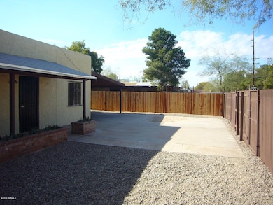 2332 E Winsett St, Tucson, AZ 85719 - photo 4