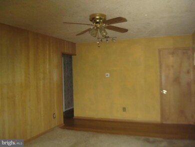 9 W Laurel Rd, Stratford, NJ 08084 - photo 5