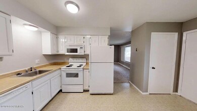 2808 Iris Dr unit 3, Anchorage, AK 99517 - photo 6