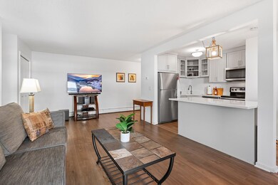 1321 W 82nd St unit A, Bloomington, MN 55420 - photo 4