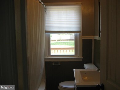 11215 Hollywood Rd, Hagerstown, MD 21740 - photo 7