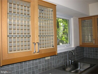 1960 Bishopwood Blvd W, Harleysville, PA 19438 - photo 6