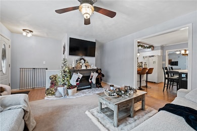 712 Lafayette Dr, Clairton, PA 15025 - photo 6