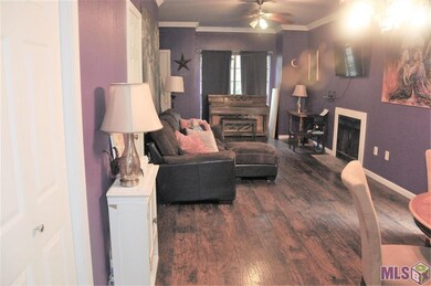 2811 S Roth Ave unit D, Gonzales, LA 70737 - photo 4