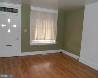 1241 Mulberry St, Reading, PA 19604 - photo 2
