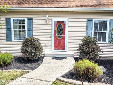 3602 1/2 Springer Ave, Moosic, PA 18507 - photo 3