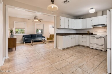 2008 W Alvarado Rd - MLS-11