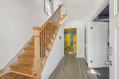 163 Laurel Ave, Irvington, NJ 07111 - photo 4