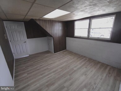 8 Debenham Ct, Nottingham, MD 21236 - photo 2